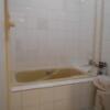 HOTEL MANOA GARDEN（マノアガーデン）(武雄市/ラブホテル)の写真『102号室のお風呂、お湯は天然温泉でヌルヌルしている。ちょっと狭め。』by 猫饅頭