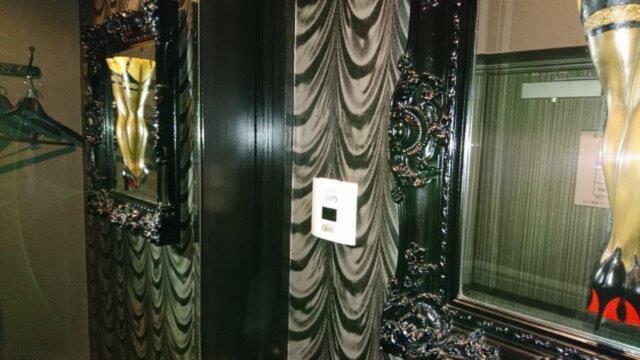 HOTEL GRAN HILL(豊島区/ラブホテル)の写真『306号室（玄関）』by 格付屋