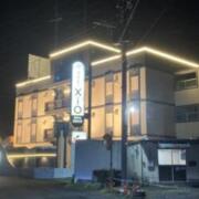 HOTEL XiO（エクシオ）(笠間市/ラブホテル)の写真『夜の外観』by まさおJリーグカレーよ