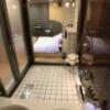 アクアイン(静岡市葵区/ラブホテル)の写真『301号室　浴室からベットルーム』by ま〜も〜る〜