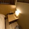 ホテル 小山 (KOYAMA）(新宿区/ラブホテル)の写真『203号室　枕元の台。調光、BGM調整、ランプ。下には持ち込み用の冷蔵庫。腕時計とハンドタオルはここに置きます。』by angler