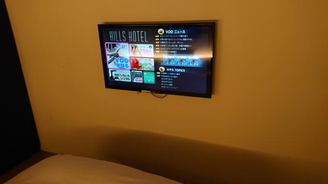 ヒルズホテル五反田(品川区/ラブホテル)の写真『708号室 テレビ(VODです)』by 舐めたろう