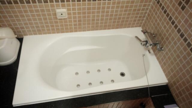 ホテル MARE（マーレ）(品川区/ラブホテル)の写真『501号室　浴槽』by beat takeshi