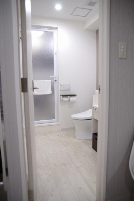 AMAND HOTEL（アマンド）(文京区/ラブホテル)の写真『802号室　洗面室入口より』by マーケンワン