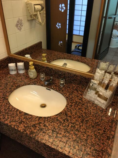 HOTEL Bless（ブレス)(新宿区/ラブホテル)の写真『403号室　洗面台』by ちげ