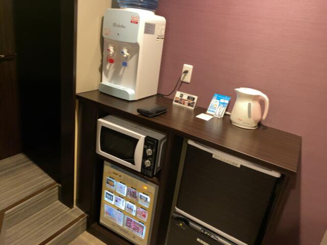 HOTEL GEM(ジム)(仙台市青葉区/ラブホテル)の写真『211号室ウォーターサーバーも常備』by Ｔすけ
