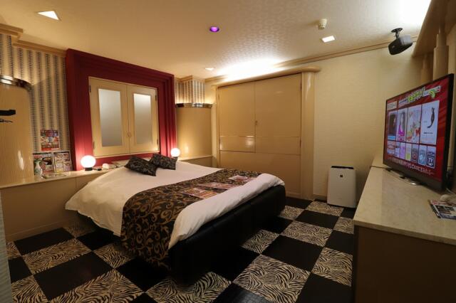 ホテル シルクロード(東大阪市/ラブホテル)の写真『312号室室内（ホテル関係者の提供）』by さかみち（運営スタッフ）