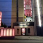 HOTEL LIBERTY　一宮店(笛吹市/ラブホテル)の写真『夜の入口』by まさおJリーグカレーよ