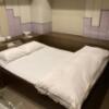 ホテル モナコ(新宿区/ラブホテル)の写真『203号室 ベッド』by ワクチン