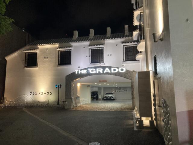 THE GRADO(ザグラード)浜松(浜松市/ラブホテル)の写真『夜の外観』by まさおJリーグカレーよ