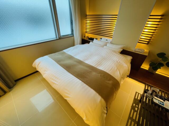 アペルト(豊島区/ラブホテル)の写真『803号室のベッド』by miffy.GTI