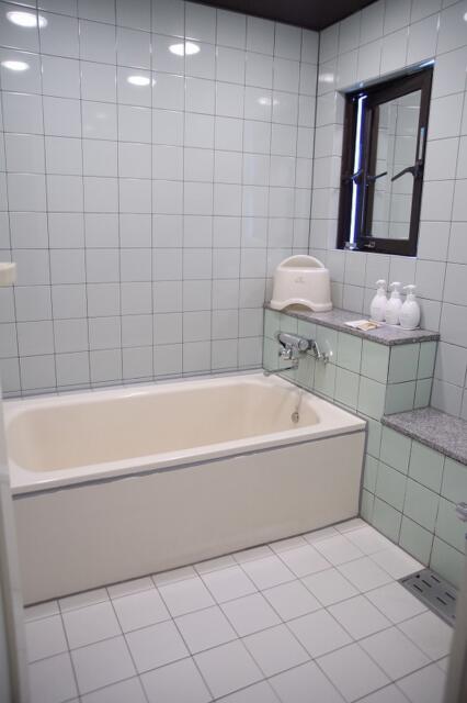 HOTEL MayoViento（マヨビエント)(渋谷区/ラブホテル)の写真『501号室　浴室』by マーケンワン