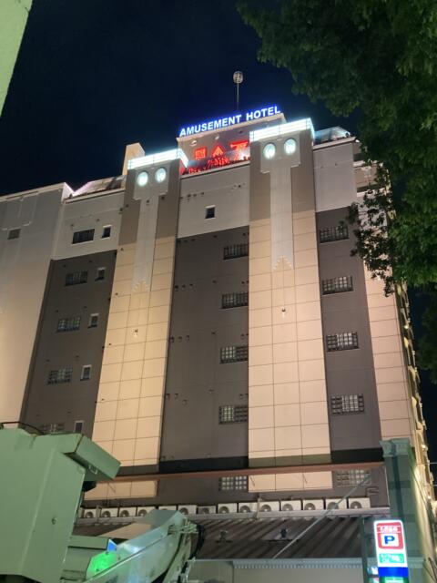 HOTEL JAZZ （ジャズ）白川店(名古屋市中区/ラブホテル)の写真『夜の外観』by まさおJリーグカレーよ