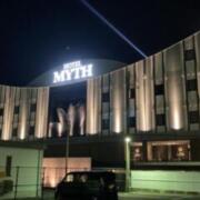 MYTH U(マイス ユー)(和歌山市/ラブホテル)の写真『夜の外観』by まさおJリーグカレーよ
