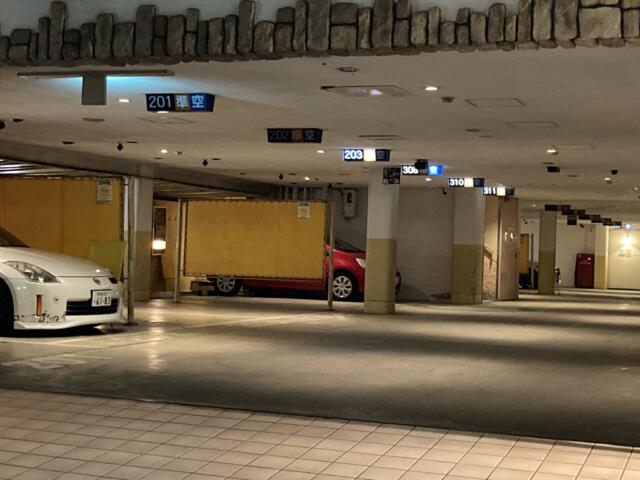 ホテル 23(和歌山市/ラブホテル)の写真『駐車場』by まさおJリーグカレーよ