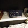 ホテル ATLAS(アトラス)(新宿区/ラブホテル)の写真『401号室　ベッド枕元。コントロールパネルで明かりを色々と調節できます。ゴムもしっかりと用意されております。』by きょうけん