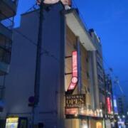 AI 堺東店(アイ サカイヒガシテン)(堺市堺区/ラブホテル)の写真『夜の外観』by まさおJリーグカレーよ