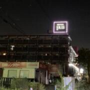 Hotel IRIS(アイリス)(東大阪市/ラブホテル)の写真『夜の外観』by まさおJリーグカレーよ