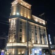 RaDoll 東大阪店（ラドール）(大阪市/ラブホテル)の写真『夜の外観』by まさおJリーグカレーよ