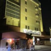 デザインホテル ゴルドー(東大阪市/ラブホテル)の写真『夜の外観』by まさおJリーグカレーよ