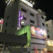 HOTEL ATLANTIS東大阪店（アトランティス）(東大阪市/ラブホテル)の写真『夜の外観』by まさおJリーグカレーよ