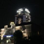 HOTEL Sha Sha terrace 大東店（シャシャテラス）(全国/ラブホテル)の写真『昼の外観』by まさおJリーグカレーよ