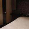 HOTEL EMERALD（エメラルド）(品川区/ラブホテル)の写真『202号室　奥から入口』by ところてんえもん