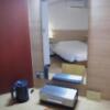 ホテルSILK(渋谷区/ラブホテル)の写真『101号室　鏡台を兼ねたデスク』by マーケンワン