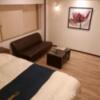 HOTEL Bene(ベーネ)(市川市/ラブホテル)の写真『202号室、部屋奥から。(22,8)』by キジ