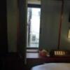 OLD SWING MUSIC STYLE HOTEL(渋谷区/ラブホテル)の写真『206号室　外窓　外光は入るが丸見え』by angler