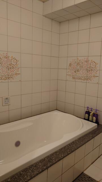 IMAGE２(立川市/ラブホテル)の写真『イマージュ2 206号室の浴室です。シャワーエリアも結構広くて良いです』by マックさん