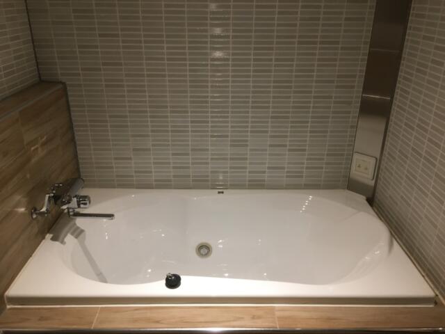 HOTEL CREST 平井（クレスト）(江戸川区/ラブホテル)の写真『403 浴室』by festa9