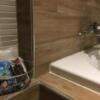 HOTEL CREST 平井（クレスト）(江戸川区/ラブホテル)の写真『403 入浴剤2種　1種は季節入浴剤が用意されてます。』by festa9