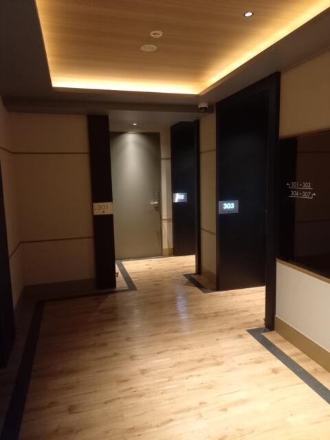 BAMBOO GARDEN(墨田区/ラブホテル)の写真『3階廊下』by クロマグロ