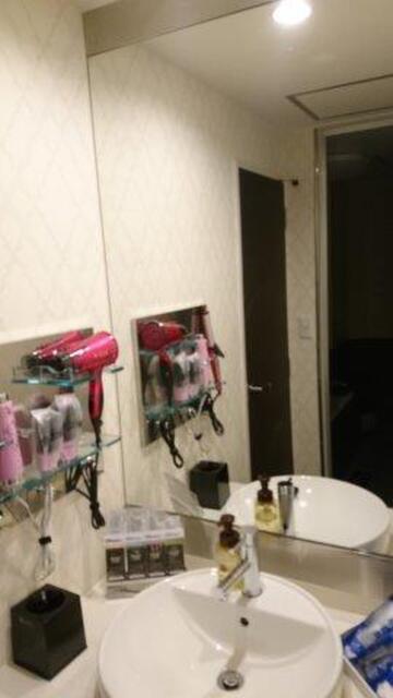 HOTEL ALL-INN G（オールインジー）(豊島区/ラブホテル)の写真『905号室（洗面台）』by 格付屋