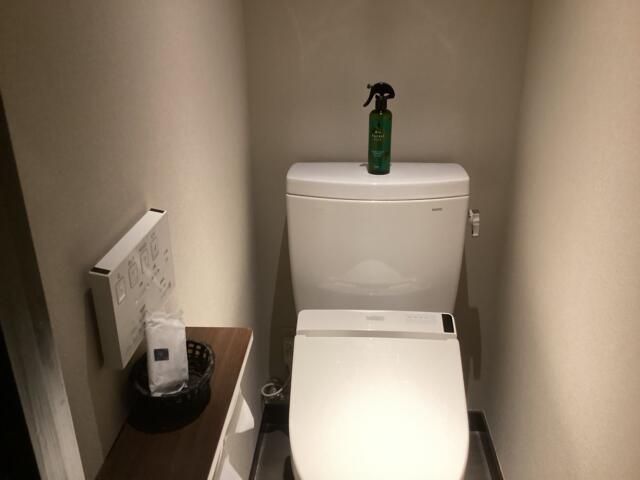 ホテルモアナ(新宿区/ラブホテル)の写真『503号室 トイレ』by ACB48