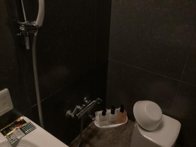 ホテルモアナ(新宿区/ラブホテル)の写真『503号室 浴室』by ACB48