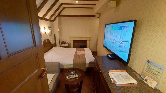 HOTEL KARIN(台東区/ラブホテル)の写真『203号室　メインルーム』by 正直下半神