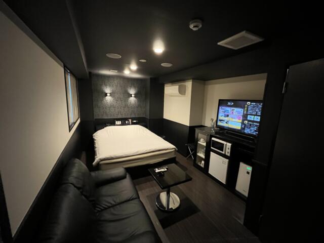 HOTEL 31（サーティワン)(船橋市/ラブホテル)の写真『203号室 部屋全体』by Infield fly