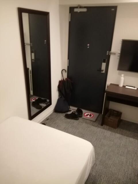 HOTEL Plaisir Akihabara(ホテルプレジール秋葉原)(千代田区/ラブホテル)の写真『201号室、部屋奥からです。(22,10)』by キジ