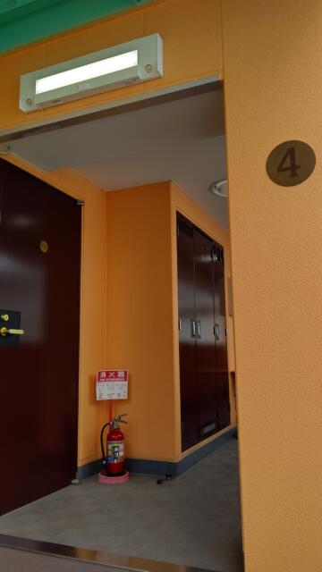 ホテルニュータウン秋葉原(千代田区/ラブホテル)の写真『4階のﾌﾛｱです。』by キジ