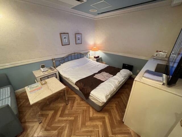 HOTEL KARIN(台東区/ラブホテル)の写真『302号室　室内』by honeybunny