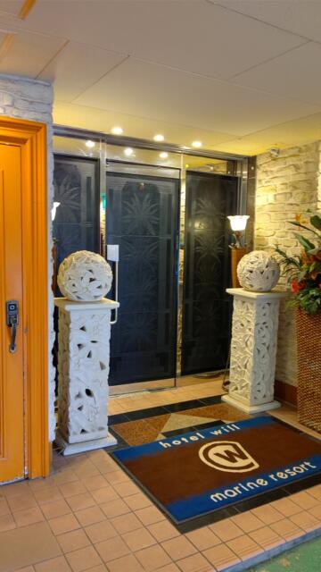 WILL marineresort藤沢(ウィルマリンリゾートフジサワ)(藤沢市/ラブホテル)の写真『ホテル入口です。(22,10)』by キジ