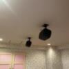 HOTEL セリーズ(江戸川区/ラブホテル)の写真『403号室 天井からぶら下がってるスピーカー』by ネコシ