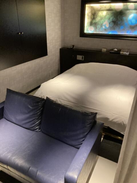 HOTEL CULLEN（カレン）(大阪市/ラブホテル)の写真『413　ベッド』by 輝rin