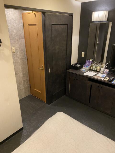 HOTEL K Omiya(さいたま市大宮区/ラブホテル)の写真『310号室(右奥から手前)』by こねほ
