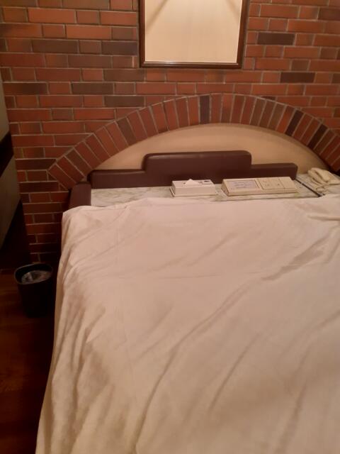 ミンク町田(相模原市/ラブホテル)の写真『４０１号室　ベッド(足元から)』by 新アッキー