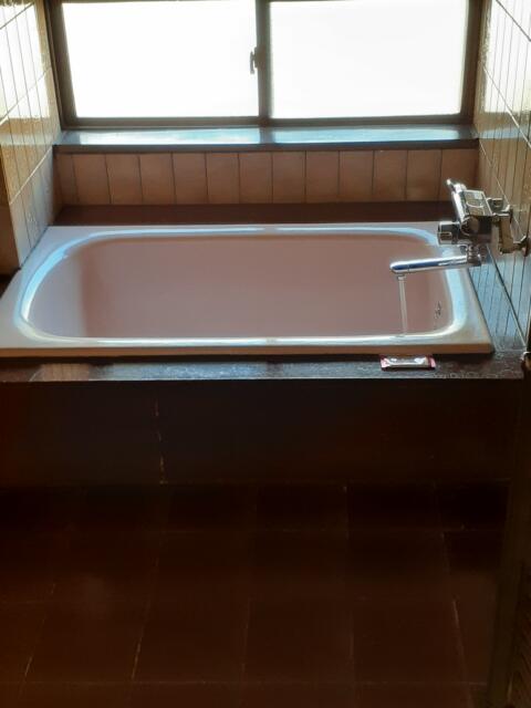 ミンク町田(相模原市/ラブホテル)の写真『４０１号室　窓があって明るい浴室』by 新アッキー