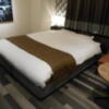 WILL URBAN 多摩センター(多摩市/ラブホテル)の写真『205号室、ベッド』by もんが～