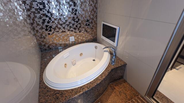 DESIGN HOTEL NOX(ノクス)(品川区/ラブホテル)の写真『805号室、浴室』by 名無しさん（ID:187269）